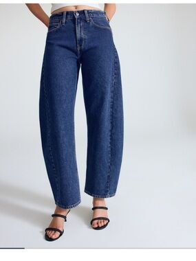Abercrombie & Fitch Dark Mid Rise Barrel Jean